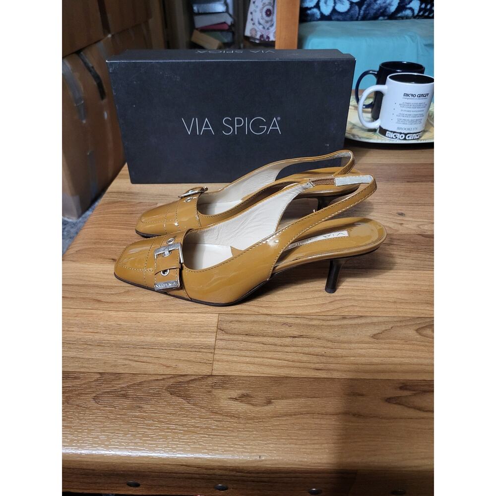New with Box Via Spiga slingbacks. Caramel color Size 8.5M - Picture 2 of 12